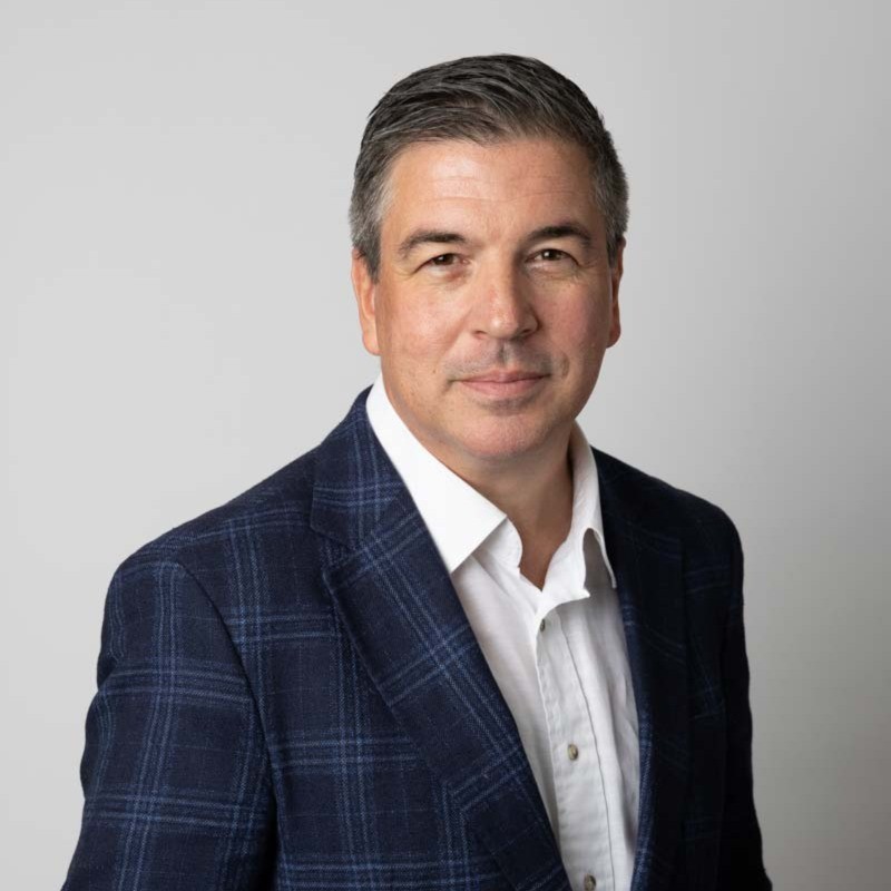 Simon Paris